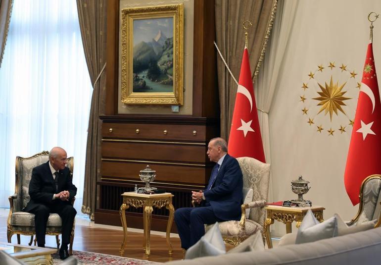 Beştepede önemli görüşme Cumhurbaşkanı Erdoğan, Bahçeli ile bir araya geldi.