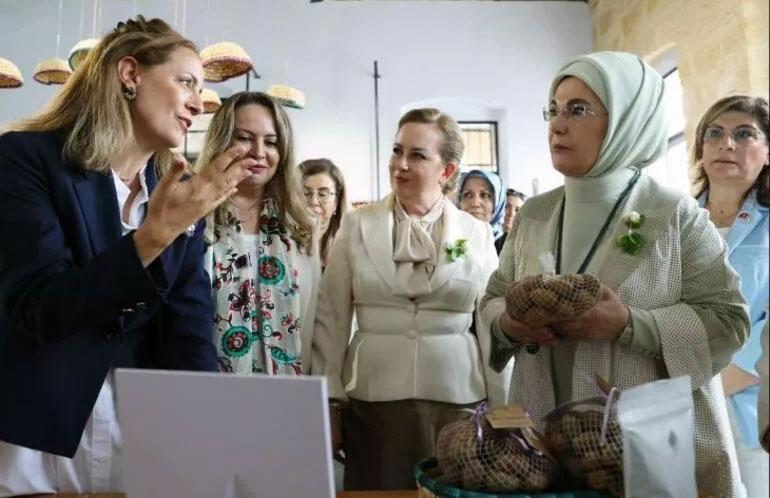 Emine Erdoğandan KKTCdeki kadın kooperatifine ziyaret