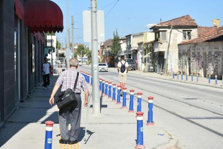 İzmirde 3.9 büyüklüğünde deprem