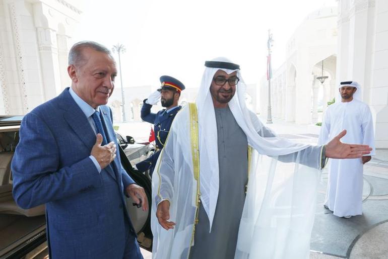 Cumhurbaşkanı Erdoğan BAEde Türkiye ile 13 anlaşma imzalandı