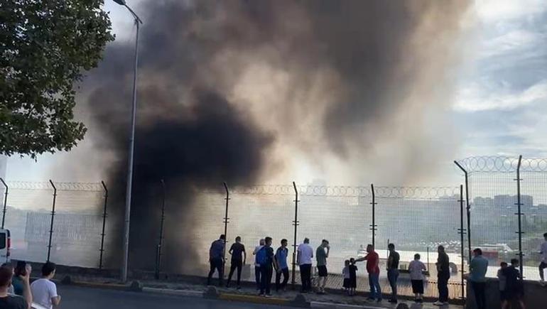 Bağcılarda Matbaacılar Sitesinde yangın Bir kişi hayatını kaybetti