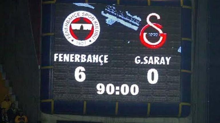 Üzerinden tam 21 yıl geçti, unutulmadı 6 Kasım 2002 Fenerbahçe 6-0 Galatasaray maçı bir kez daha sosyal medyada hatırlatıldı