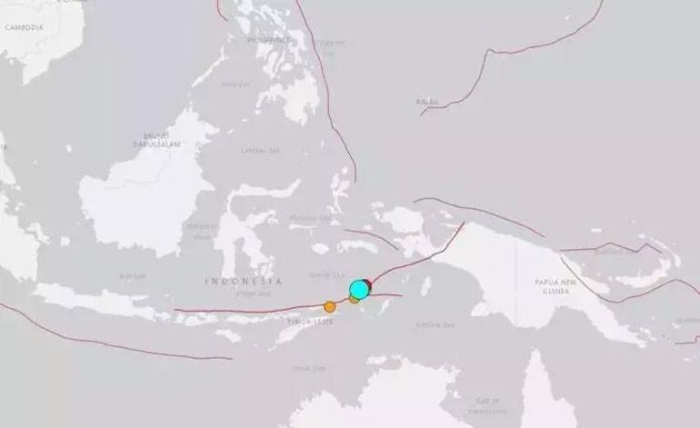 Endonezyada 6.7 ve 7.1 büyüklüğünde iki deprem