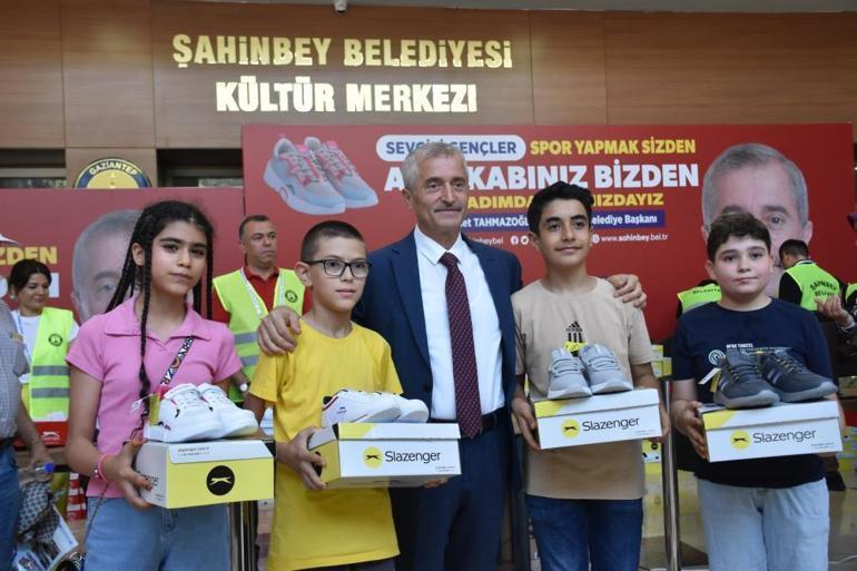 Gaziantepte öğrencilere karne hediyesi Öğrenciler spora teşvik edilecek