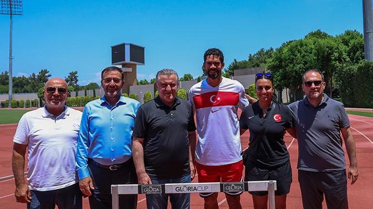 Bakan Baktan Paris Olimpiyatlarına hazırlanan sporculara destek ziyareti