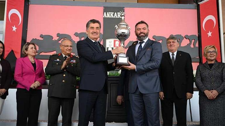 101. yıl aşkına Ankara’da tarihi yarışlar... Cumhuriyet coşkusu Tay TVde