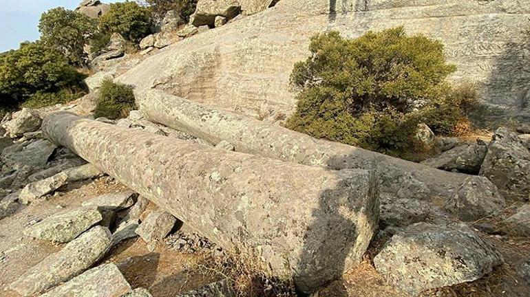 Bu sütunlar bir imparatorluğun çöküşüne tanık oldu: Çanakkaledeki antik madende bin 600 yıldır bırakıldığı gibi duruyor