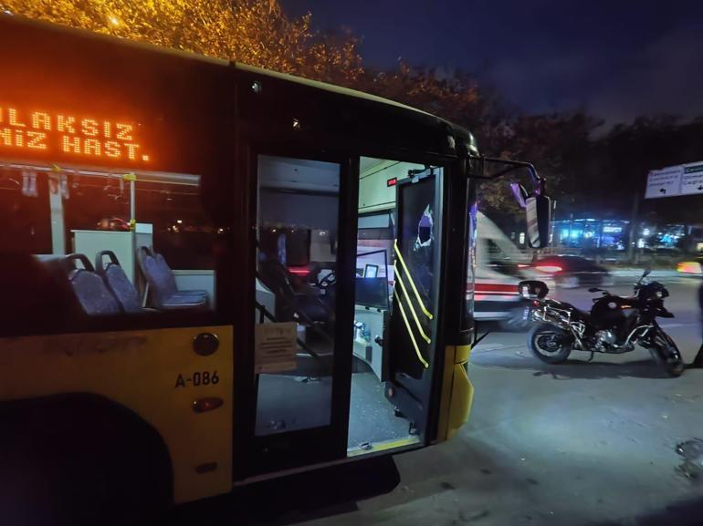 Beyoğlunda saldırgan şahıs otobüs şoförüne kaldırım taşı fırlattı