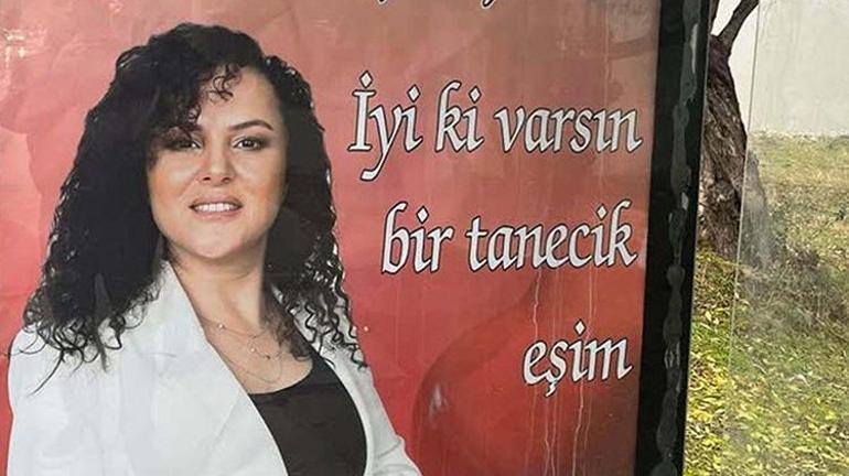 Çanakkalede bir adam eşinin doğum gününü reklam panolarına astığı afişlerle kutladı