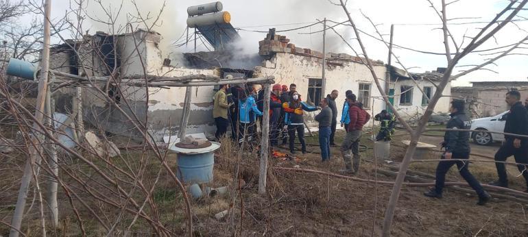 Aksarayda yangın 3 yaşındaki Ecrin hayatını kaybetti Çocuğu evde uyutmuştum