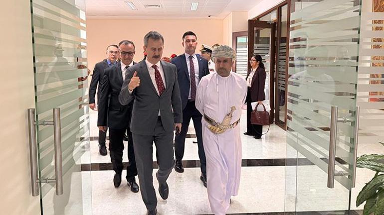 SSB Başkanı Haluk Görgün, savunma sanayi alanında anlaşmalara imza atmak üzere Ummana ziyaret gerçekleştirdi