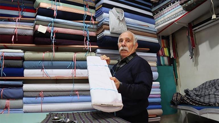 Erzincanın emektar terzisi 12 metrekarelik dükkanında yıllardır gömlek dikiyor