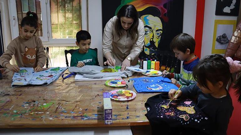 Gaziantepte sanat atölyesi kuran kadın hem eğitim veriyor hem de istihdam sağlıyor