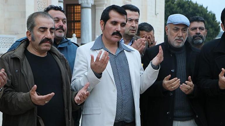 Ferdi Tayfur için Adanada mevlüt okundu