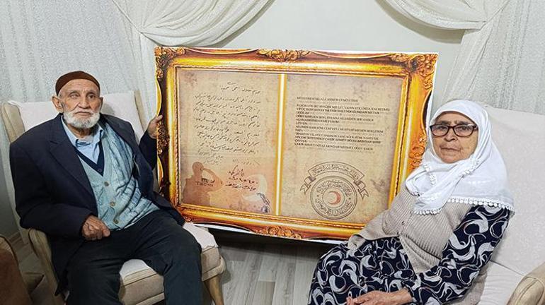 107 yıl sonra gelen mektup: Birinci Dünya Savaşında esir düşen dedelerinin mektubu torunlarına verildi Tarihi bir an yaşıyoruz
