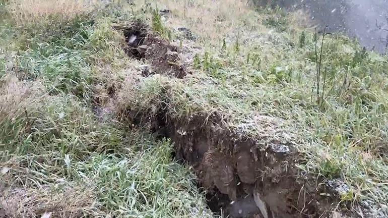 Mahalle çatladı Eyüpsultanda inşaat çalışmasında kullanılan dinamitler binalarda ve sokaklarda çatlaklar oluşturdu