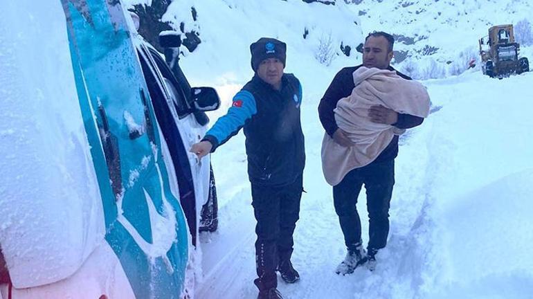 Samsunda ekipler zorlu mücadele ile kırsaldaki hastalara ulaştı