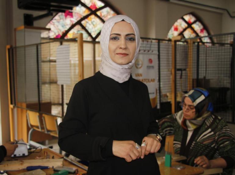 Vanda unutulmaya yüz tutmuş sanat kadınların elinde yeniden hayat buluyor