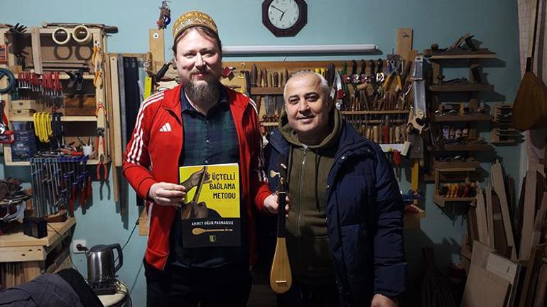 ABD vatandaşı gitar virtüözü, sosyal medyada gördüğü 3 telli sazı merak edip Keşana geldi