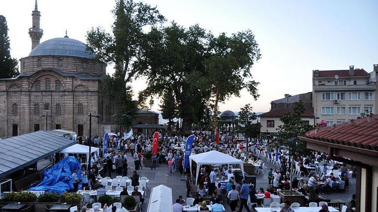 BURSA 13 MART İmsakiye | İftar ve Akşam Ezanı Vakti (2025): Bursada iftar kaçta, oruç kaçta açılacak