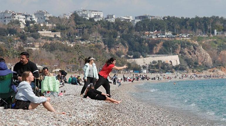 Mart geldi, deniz sezonu açıldı Bir şehir, dört mevsim..