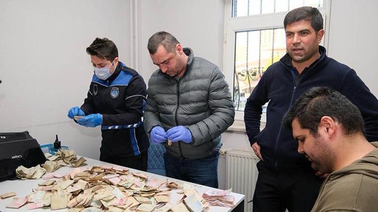 Dilencinin üzerinde çıkan parayı 6 zabıta personeli zor saydı