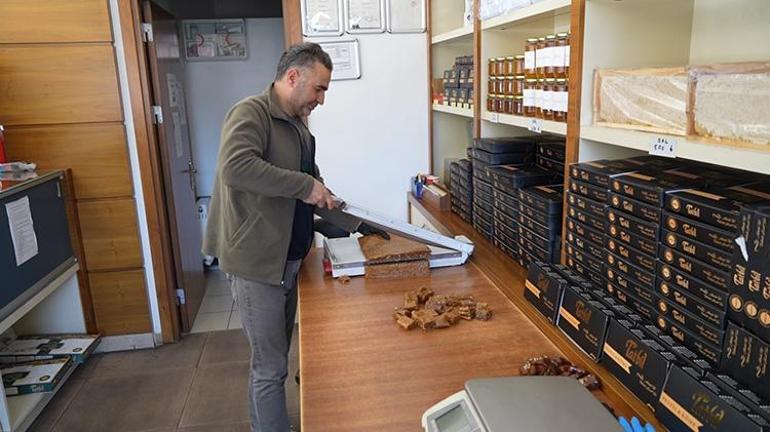 Gümüşhanede ramazan ayının gelmesiyle pestil ve kömeye ilgi arttı