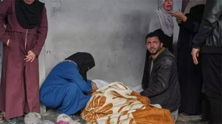 İsrailden Gazzeye hava saldırısı: Çok sayıda Filistinli hayatını kaybetti