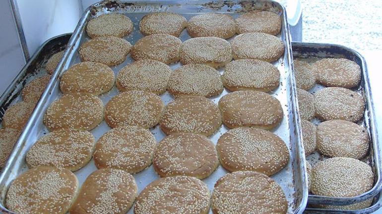 Gaziantepte bayram kömbesi yapımı başladı
