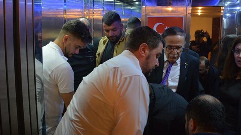 Volkan Konakın şarkısını seslendirirken kalbi durdu