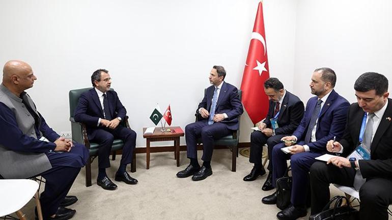 Bakan Bayraktar imzaları attı TPAO, Pakistan denizlerinde petrol ve doğal gaz arayacak