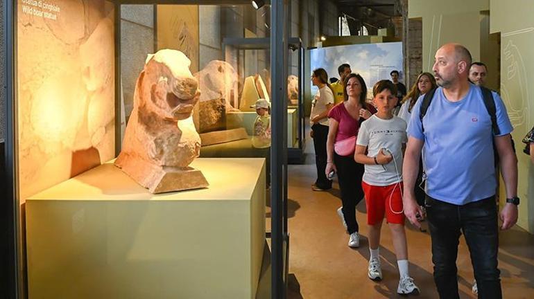 Bakan Ersoy’un katılımıyla Roma Kolezyumu’nda 6 milyon ziyaretçi finali: Göbeklitepe sergisi tarihe geçti