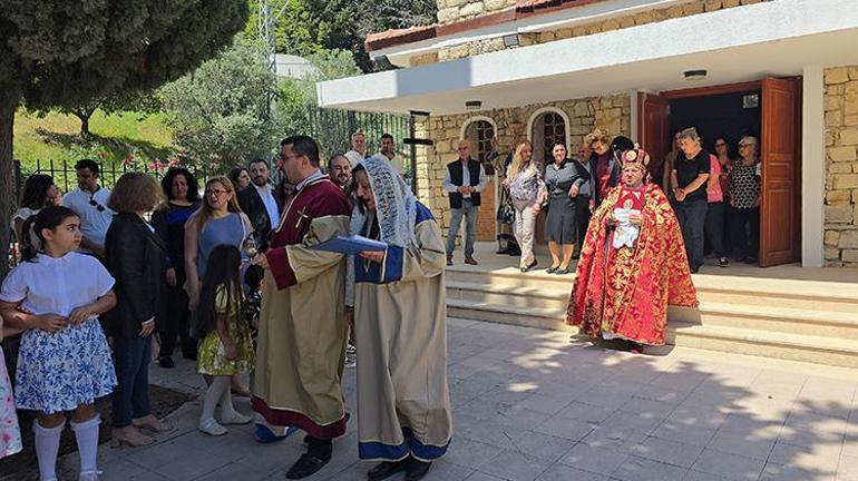 Türkiyenin tek Ermeni mahallesinde Paskalya Bayramı ayini düzenlendi
