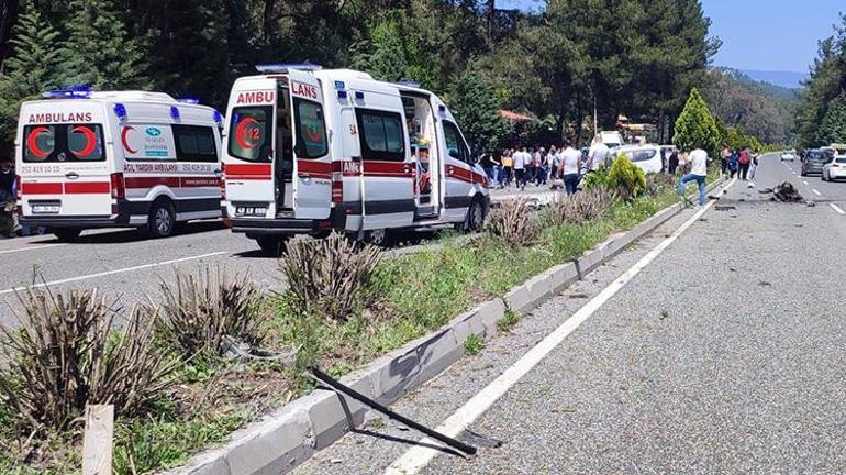 Muğlada feci kaza Ölü ve yaralılar var