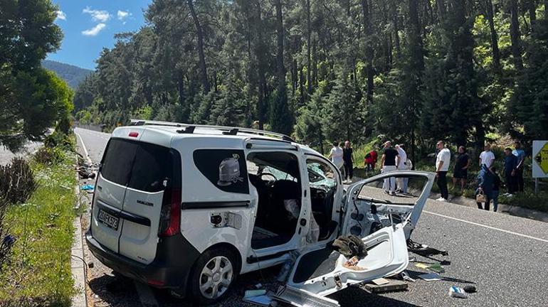 Muğlada feci kaza Ölü ve yaralılar var