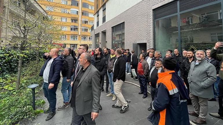 Zonguldakta çıkan yangında mahsur kalan görme engelli vatandaşı, otopark görevlisi kurtardı