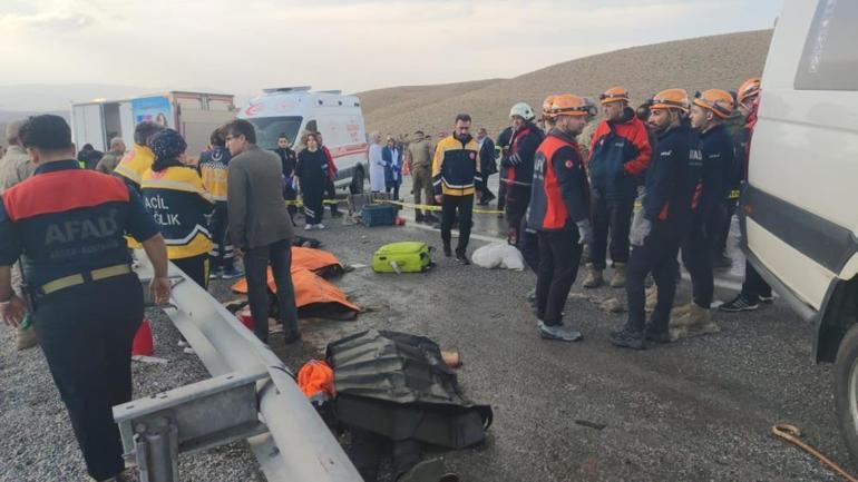 Vanda feci kaza Çok sayıda ölü ve yaralı var