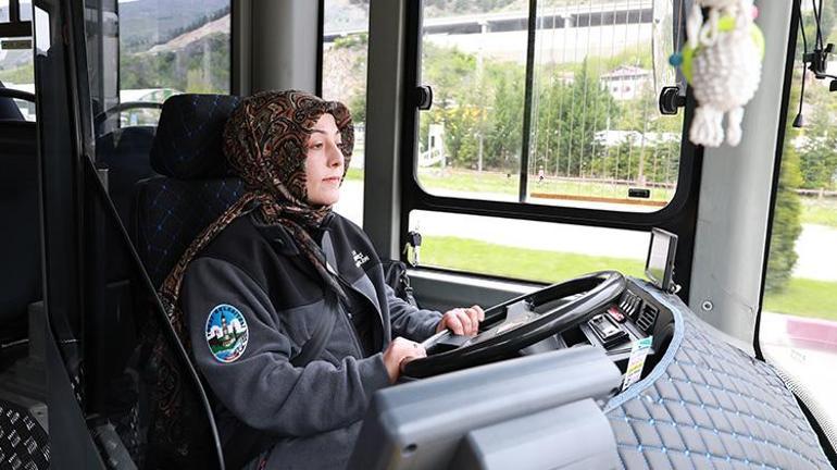 Tokatın ilk kadın otobüs şoförü göreve başladı