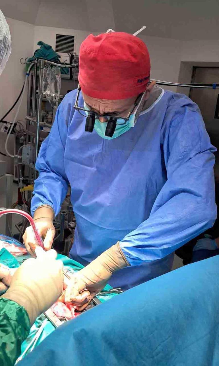 Antalyada tıpta mucizevi kurtuluş 100 dakika boyunca geçici ölümü yaşadı Ameliyata giren doktorlar anlattı: Çok nadir vakalardan biri