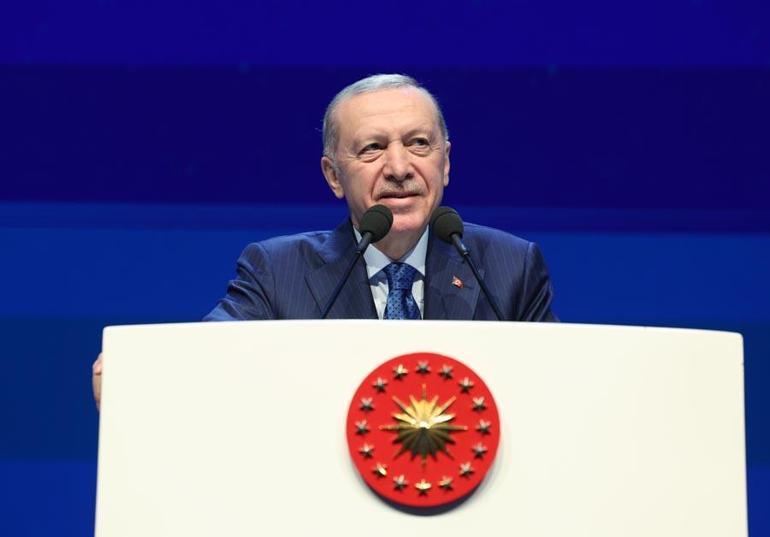 Cumhurbaşkanı Erdoğandan CHPye tepki: Polisin üzerine otobüs süren zihniyet