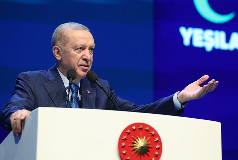 Cumhurbaşkanı Erdoğandan CHPye tepki: Polisin üzerine otobüs süren zihniyet
