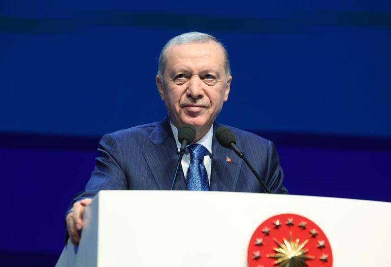Cumhurbaşkanı Erdoğandan CHPye tepki: Polisin üzerine otobüs süren zihniyet
