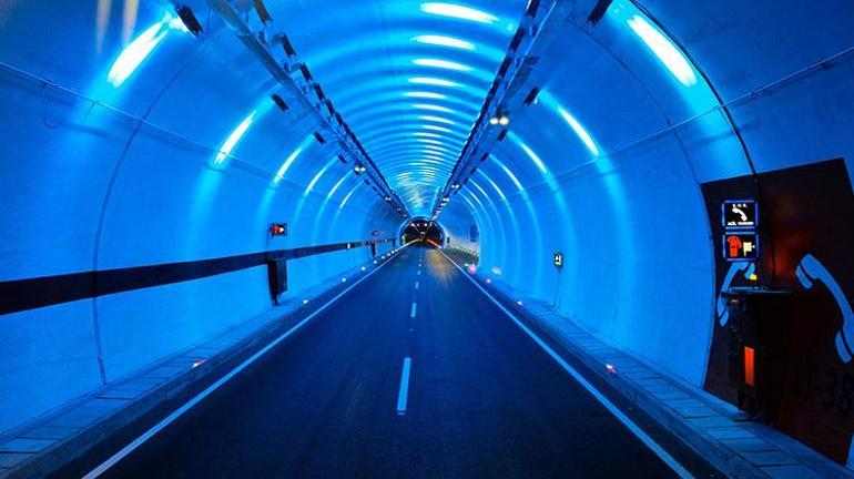 Bakan Uraloğlu: 23 yılda 740 kilometre uzunluğunda 430 yeni tünel inşa ettik
