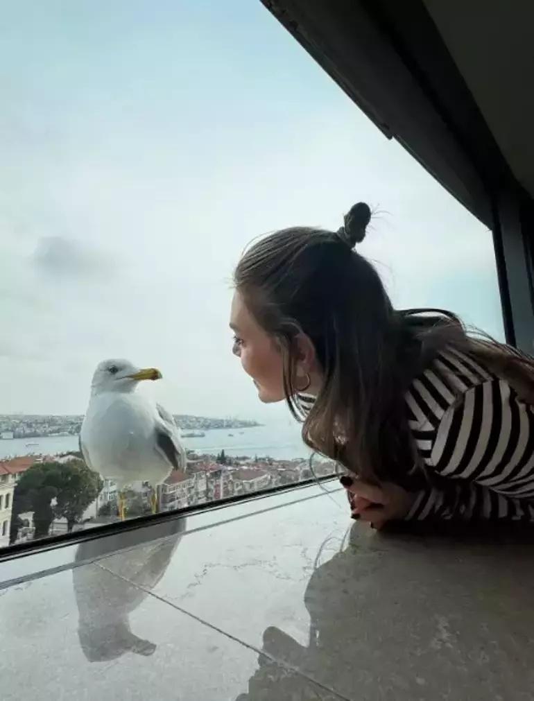 Aslı Envere doğum günü sürprizini Martılar yaptı