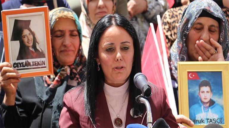 Diyarbakırda çocukları dağa kaçırılan aileler, Anneler Günü’nde de nöbette