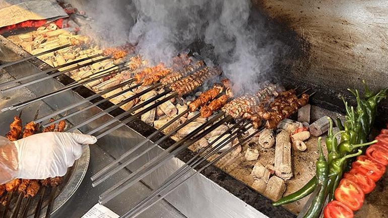 Gaziantep esnafı, Türkiye Kupası Finaline hazır Taraftarı lezzet şöleni bekliyor