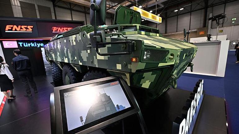 Madridde Türk savunma firmaları rüzgar estirdi 32 firmanın ürünleri büyük ilgi gördü