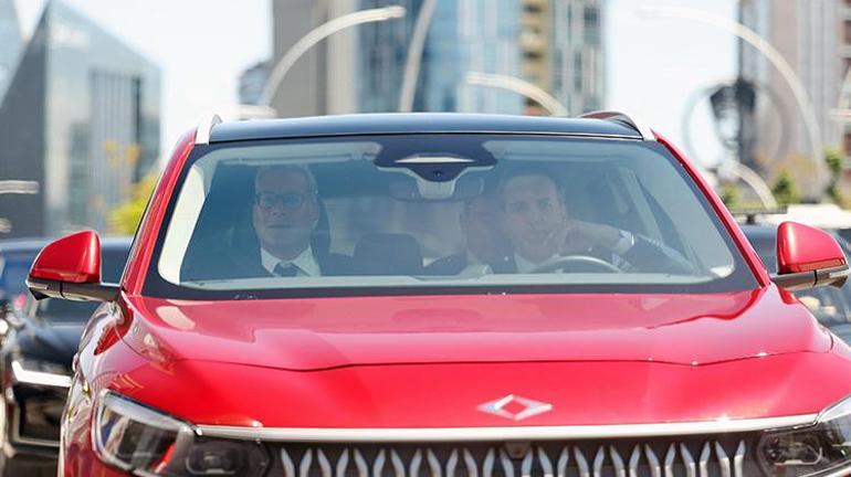 Türk FSRUya ilk yurt dışı görev Bakan Bayraktar: Esnek ve verimli bir modeli devreye aldık
