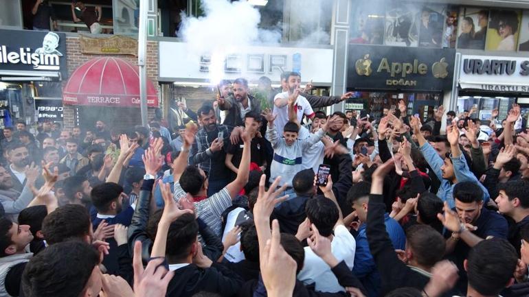 Vanspordan büyük avantaj Binlerce taraftar galibiyeti kutladı