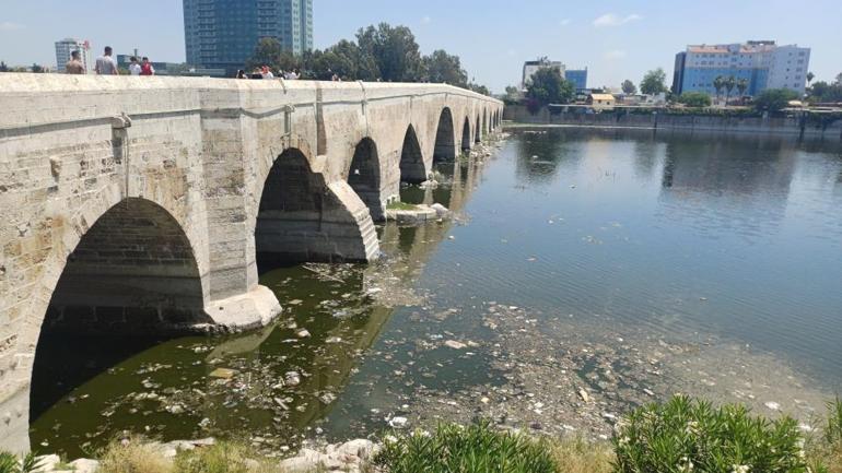Adananın simgesi Seyhan Nehrinde kirlilik İzmir Körfezinden bile daha kötü durumda
